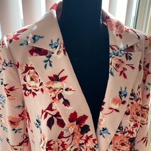 Floral Crepe Blazer